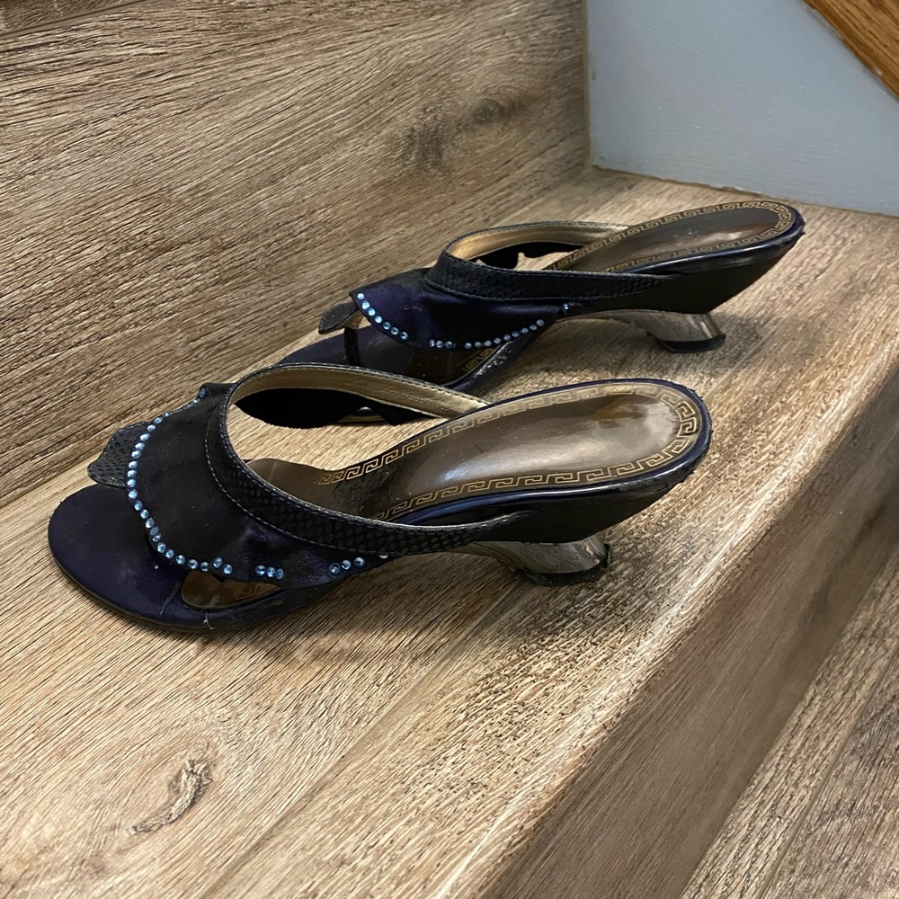 Sandals - Picture 3 of 3